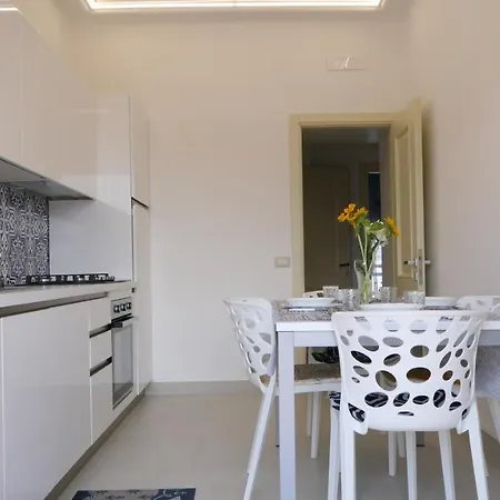 بيت للعطل Maison Lucia كاستيلاّماري دي ستا