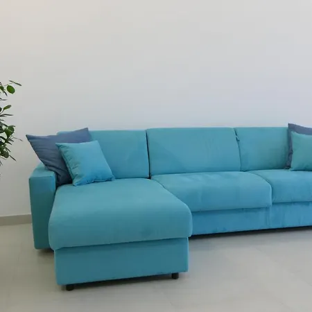 Maison Lucia كاستيلاّماري دي ستا